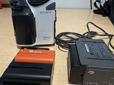 Rare Sony Sc5 video 8 Camcorder