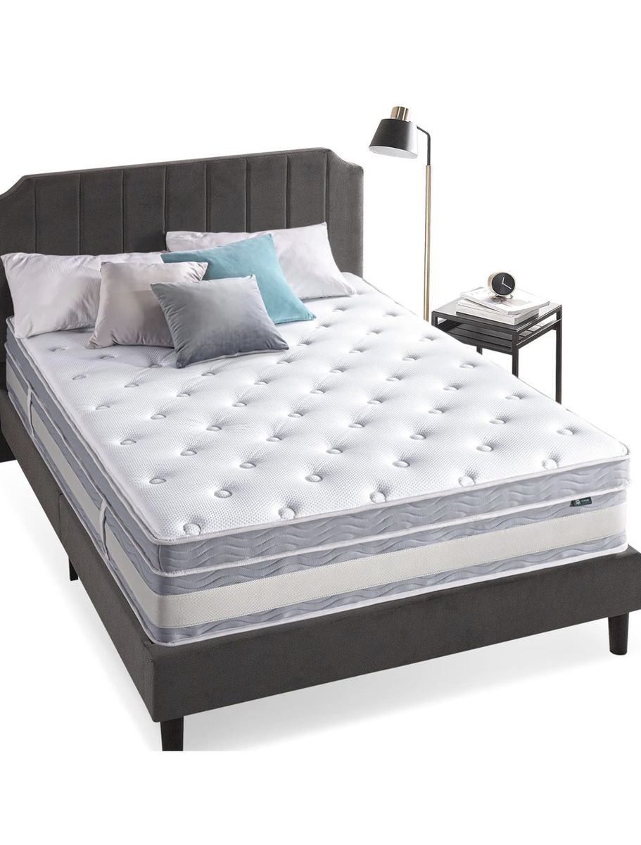 Queen Mattress 14" / Foundation  / Frame Free