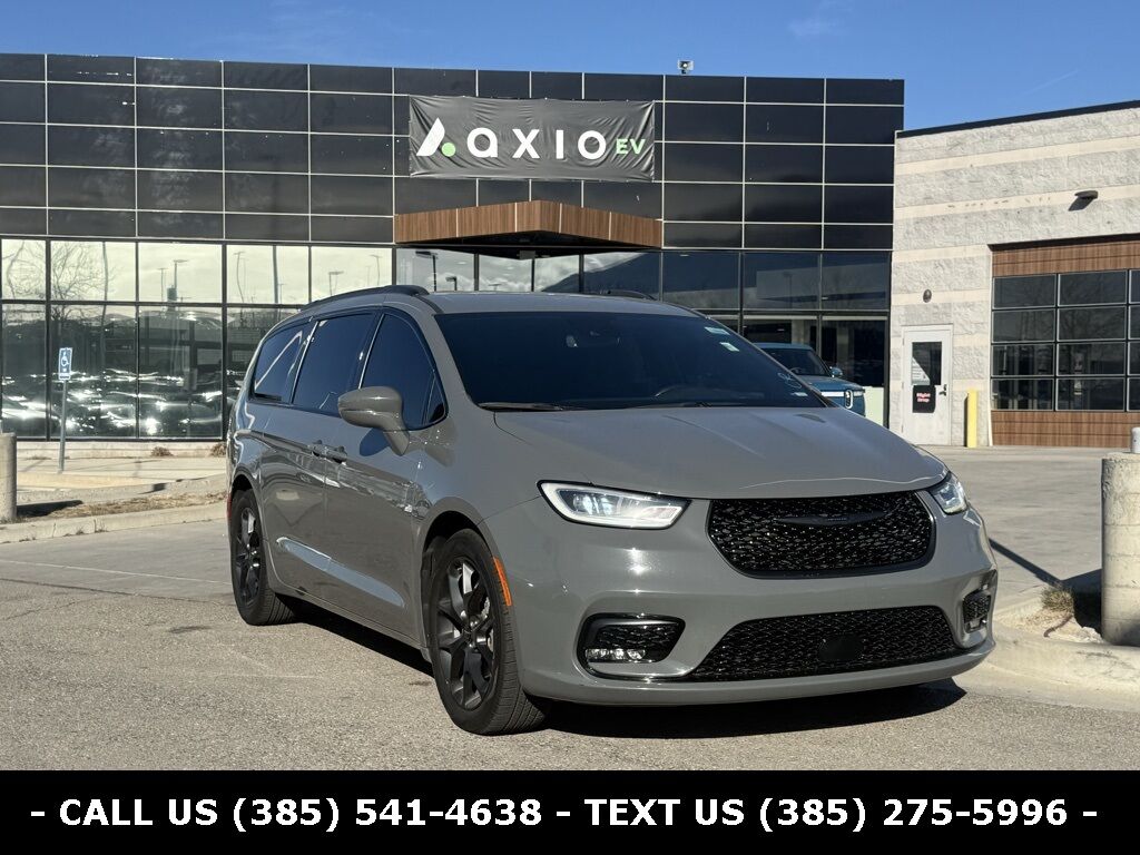 2021 Chrysler Pacifica Touring