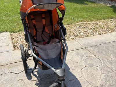 BOB Revolution SE Single Jogging Stroller - Orange/Gray with Gel Tubes