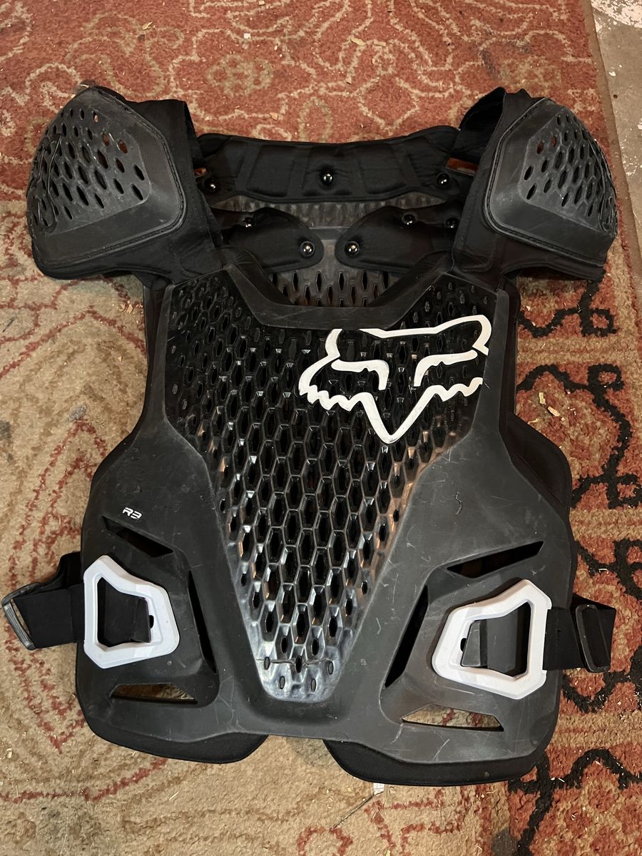Fox Racing R3 Roost Deflector Chest Protector Black