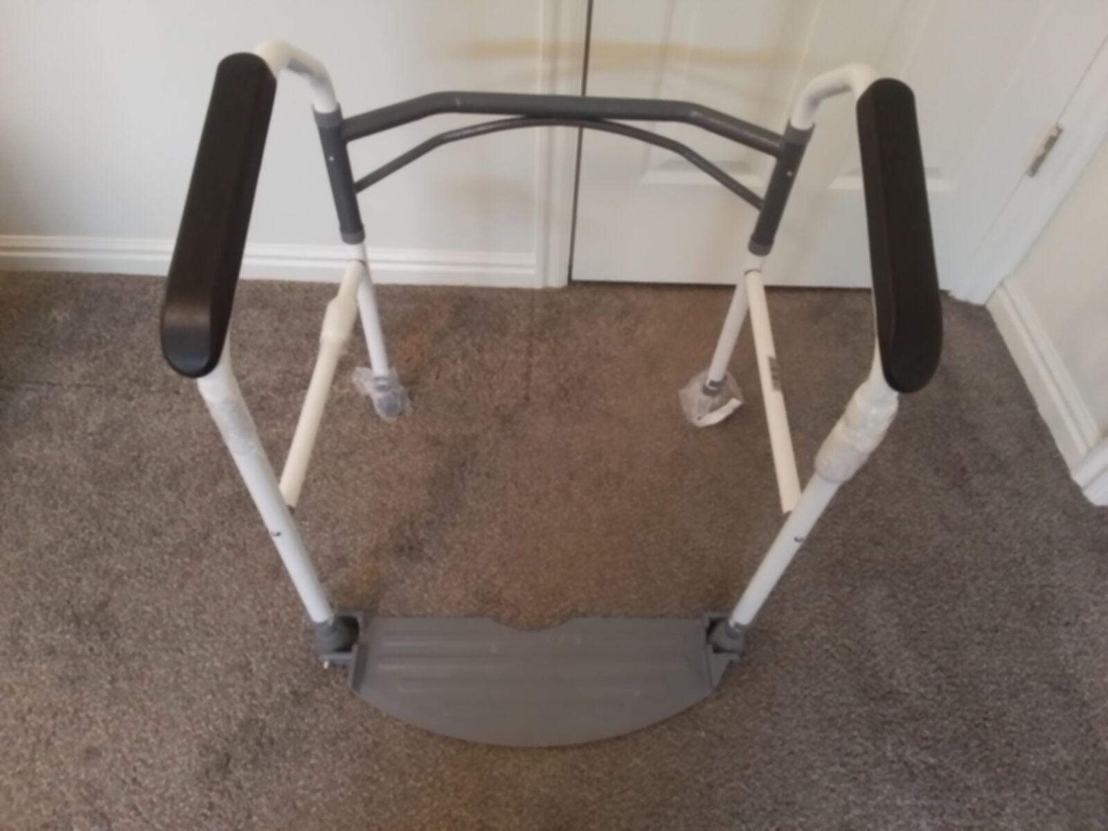 Buckingham Foldaway Toilet Surround Frame W/ Arm Rest