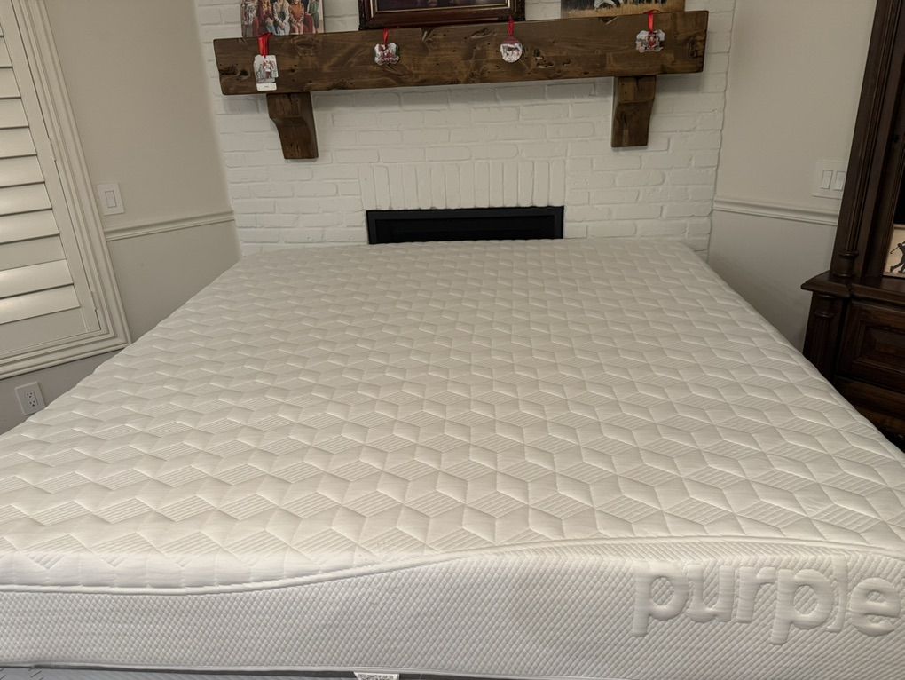 Clean! Purple Original king mattress! Only $500