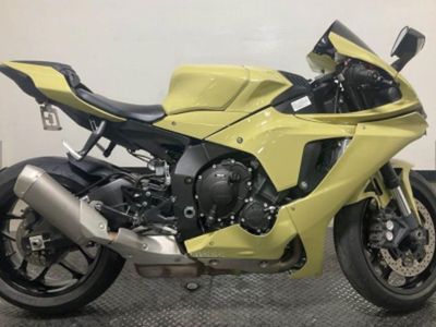 2022 Yamaha YZF-R1