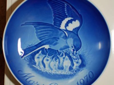 Vintage 1970 Mother's Day Plate by Bing and Grondahl