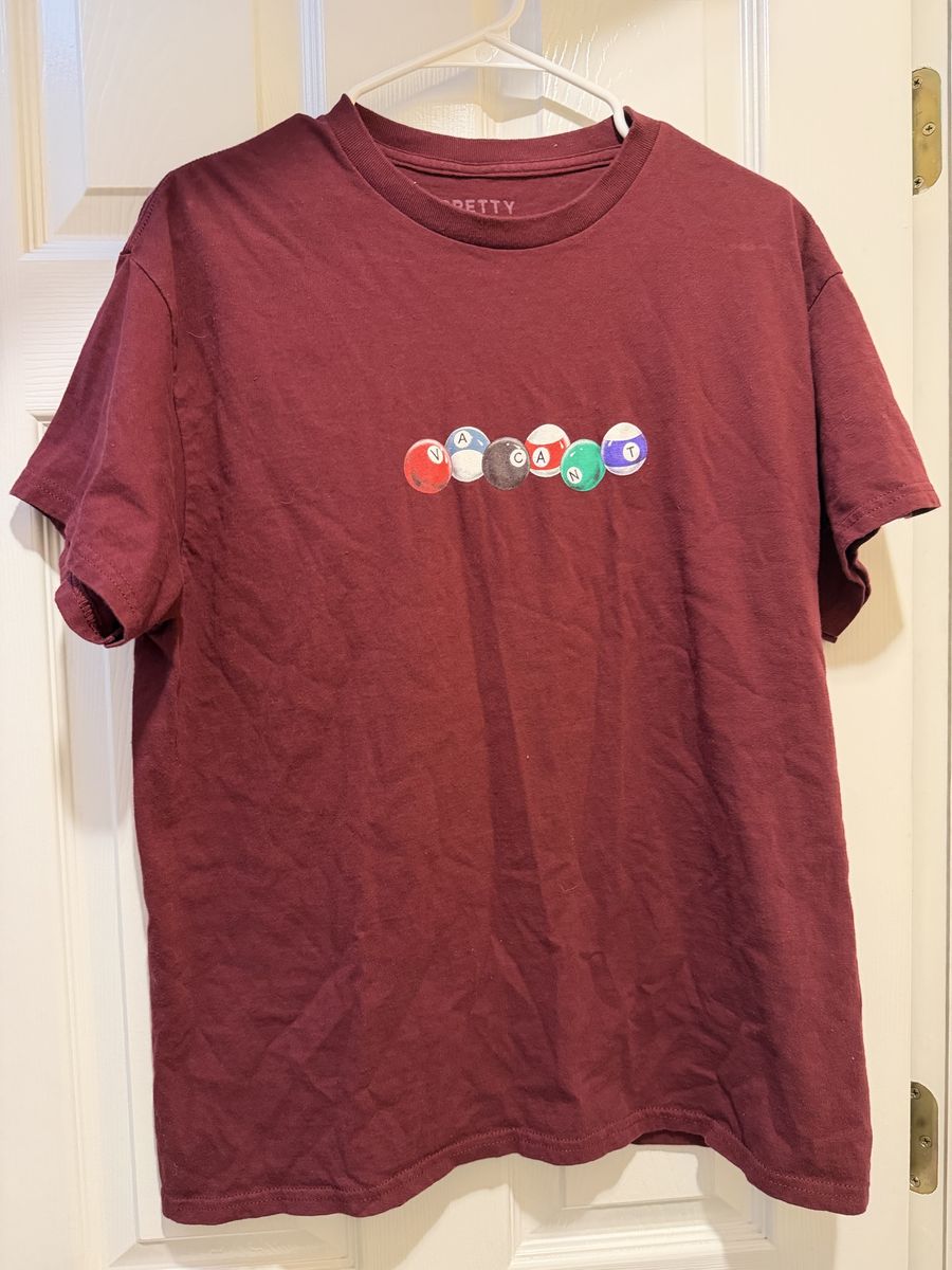 Pretty Vacant Maroon Billiard Ball Graphic T-Shirt Men's Size Large Short Sleeve - 100% Cotton