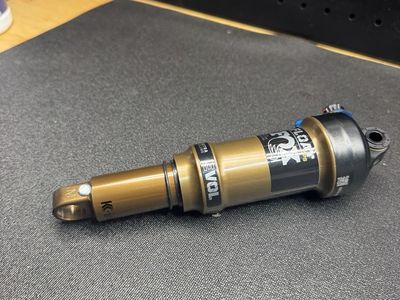 FOX float DPS shock