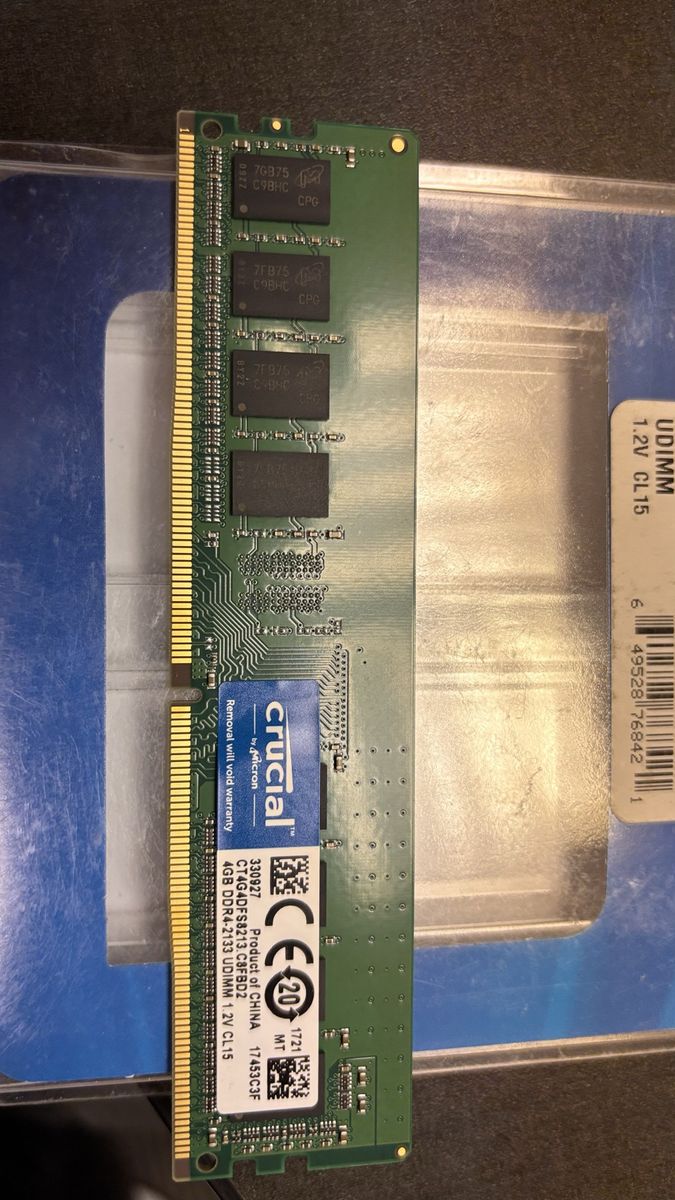 Crucial 4Gb DDR4-2133 Memory for computer