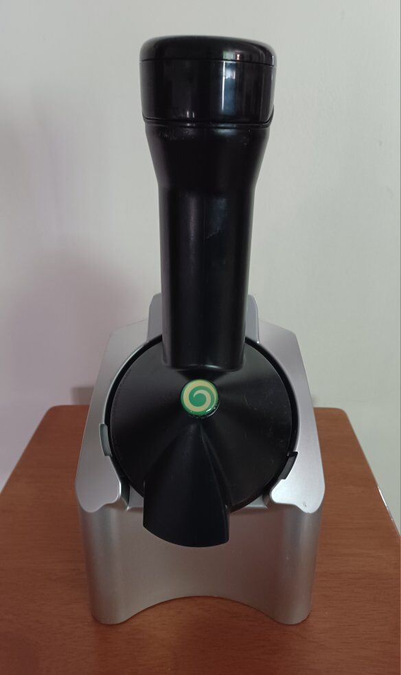 Non-Dairy Frozen Fruit Soft Serve Dessert Maker