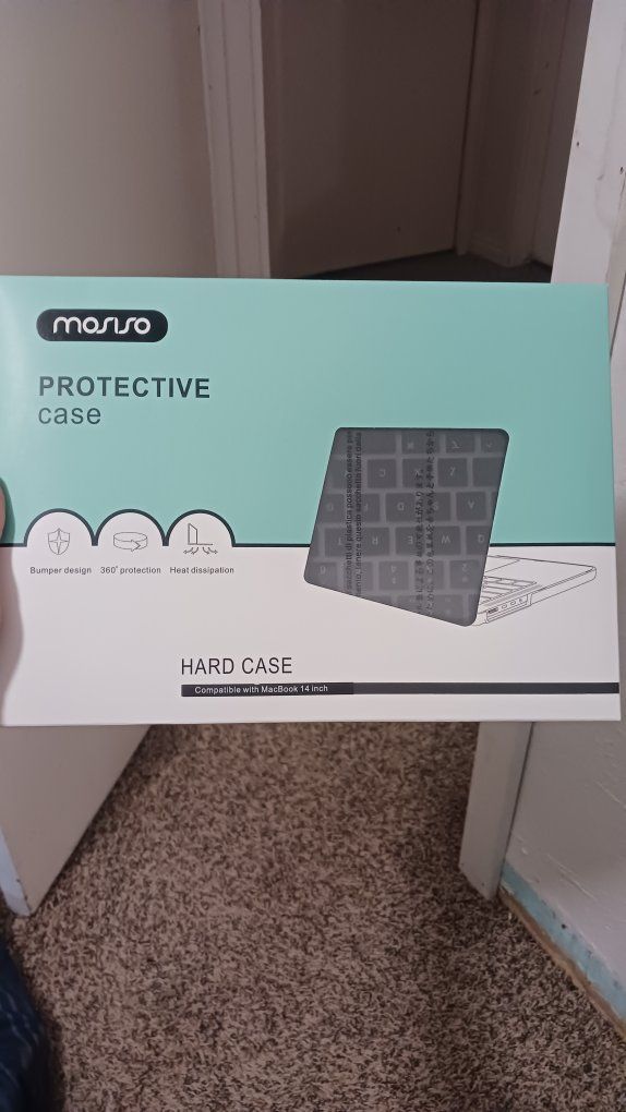 Protective cover (MacBook 14 compatible)