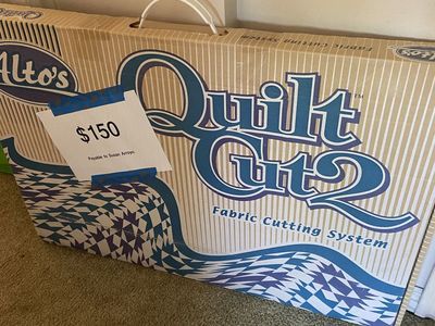 Alto's Quilt Cut 2 Fabric Cutting System