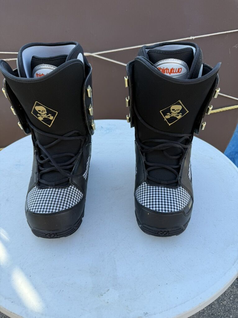 Thirty Two Snowboard Boots