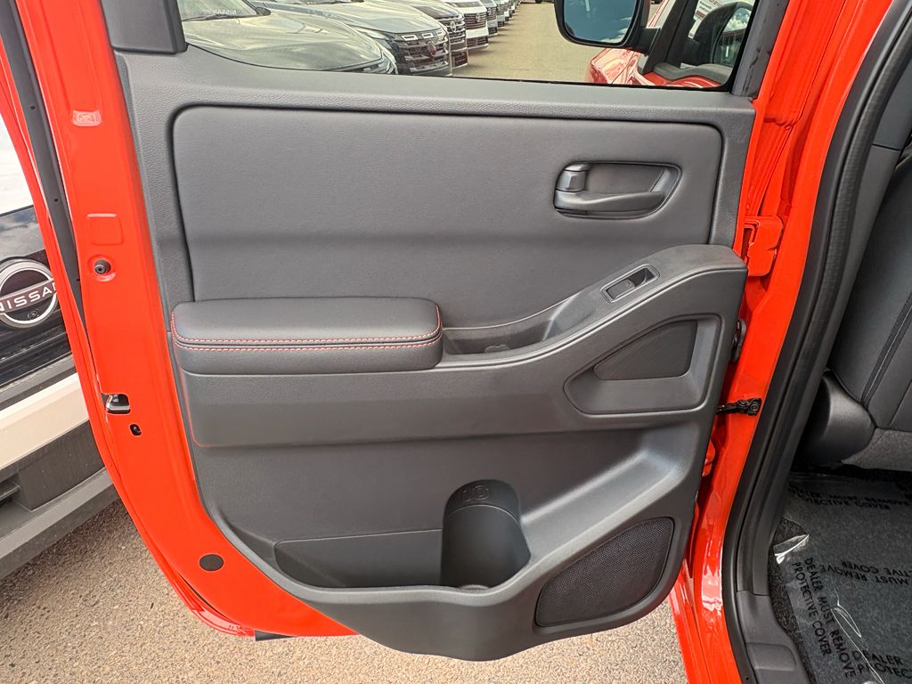 Main image 11