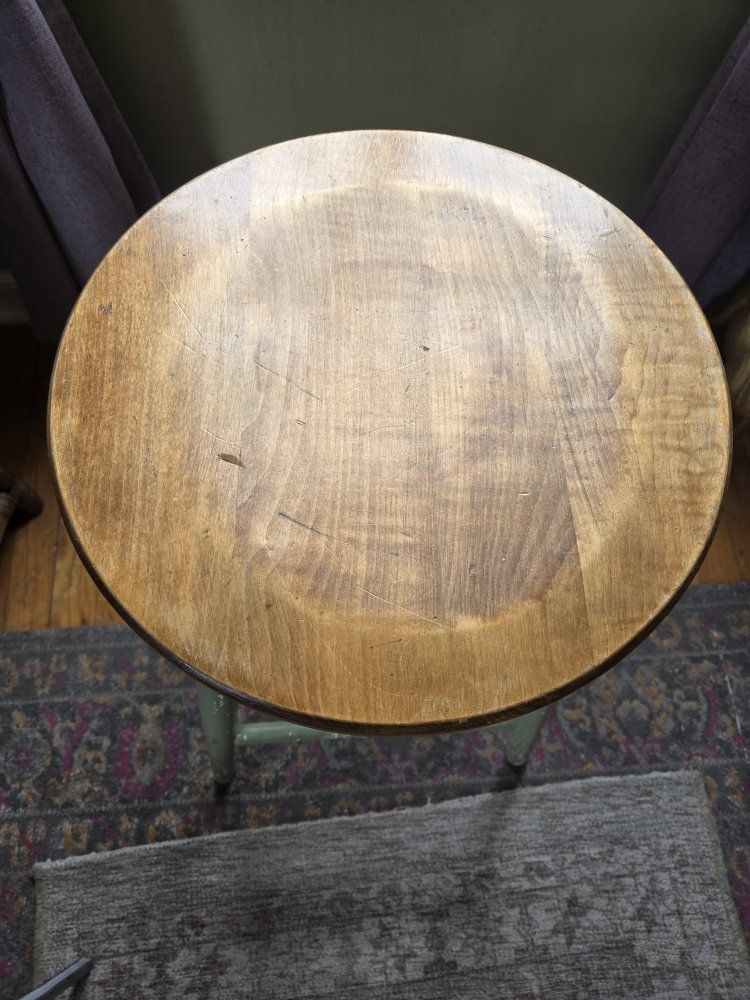Main image 4