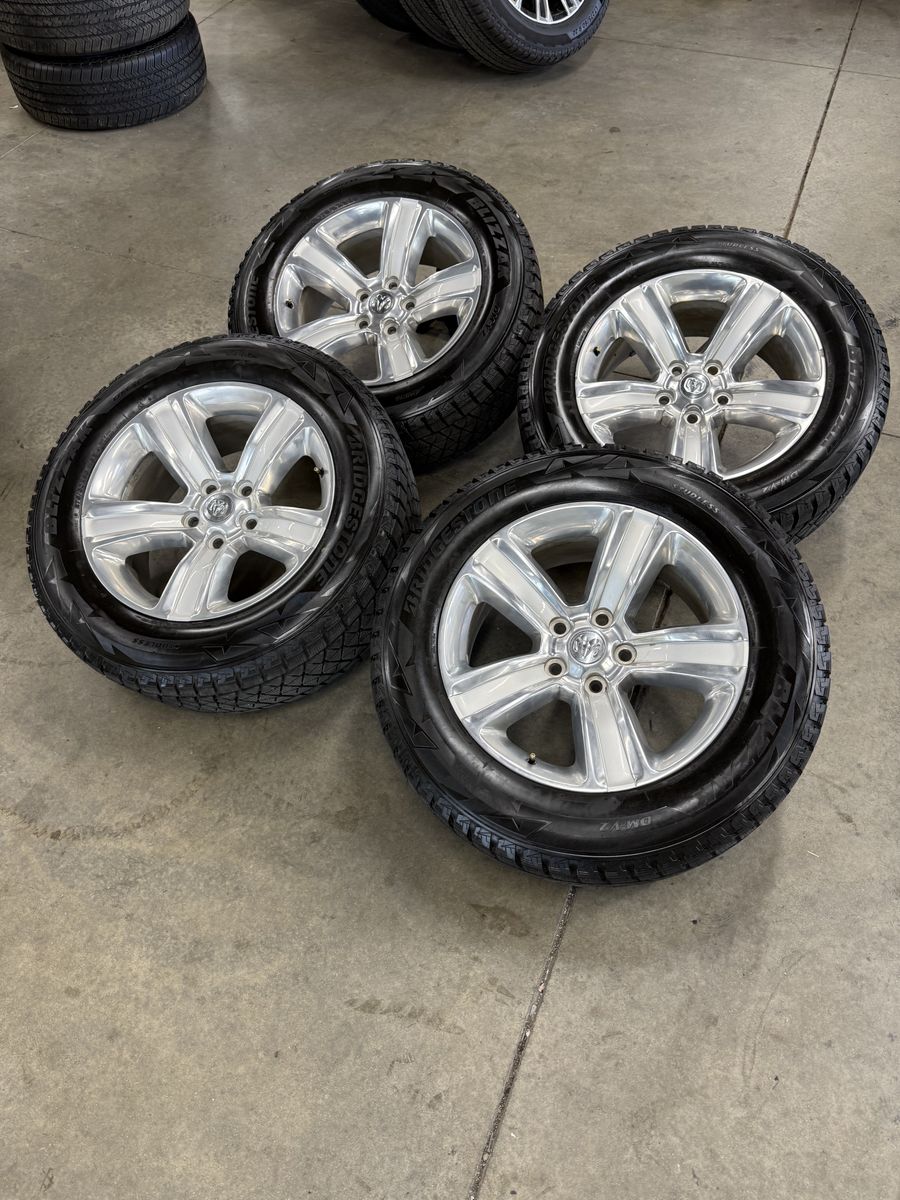 LIKE NEW 2018 Ram 1500 OEM 20in Wheels/ 275/60/20