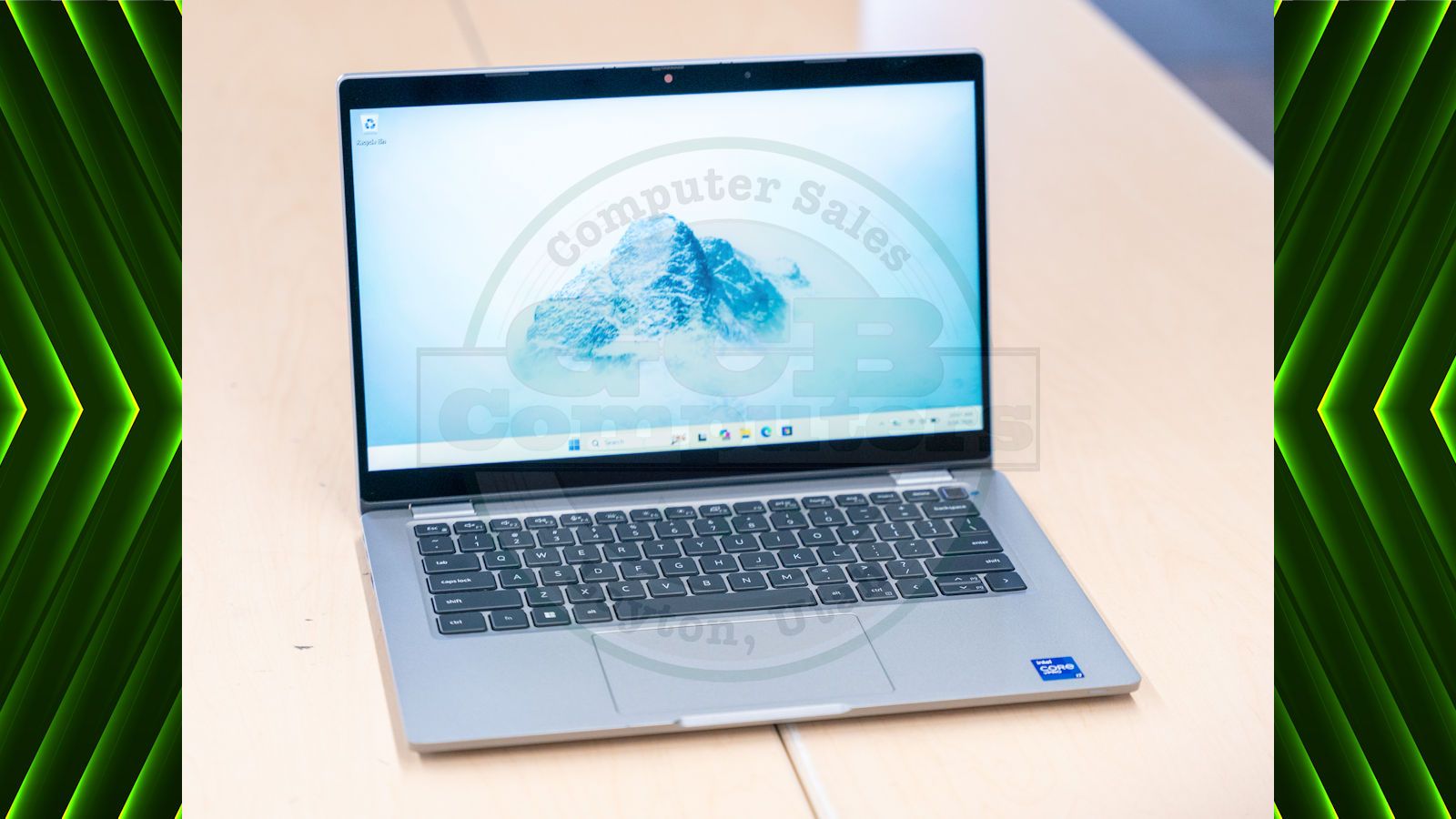 Dell Latitude 5320 2-in-1 Touch Screen i7-1185G7 256GB SSD 8GB RAM 1080p 13 Inch Windows 11 Laptop