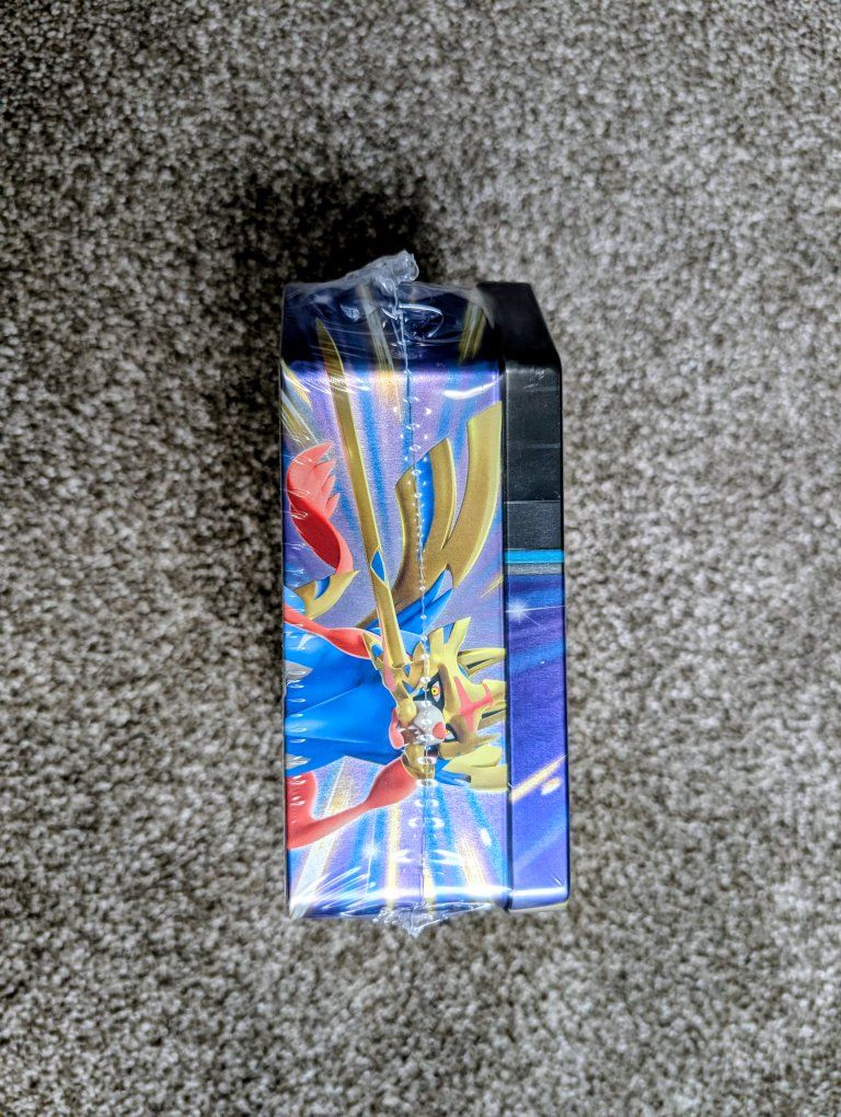 Pokemon TCG: Legendary Pokemon ex Zacian & Zamazenta Tin - New Sealed