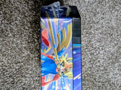 Pokemon TCG: Legendary Pokemon ex Zacian & Zamazenta Tin - New Sealed