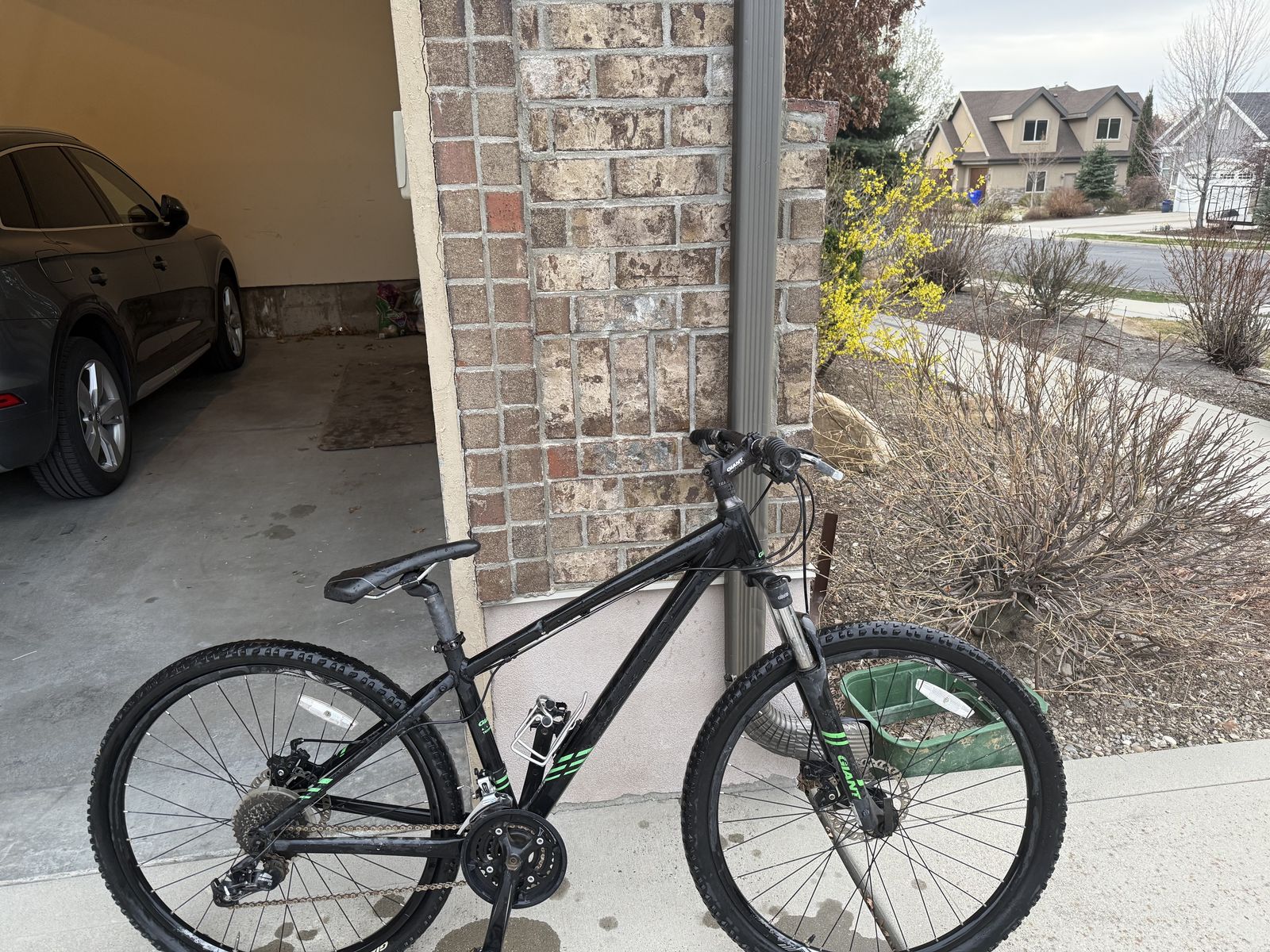 2 awesome Giant brand bikes!