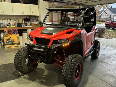2017 Polaris General 1000 *VERY LOW MILES* w/ trailer