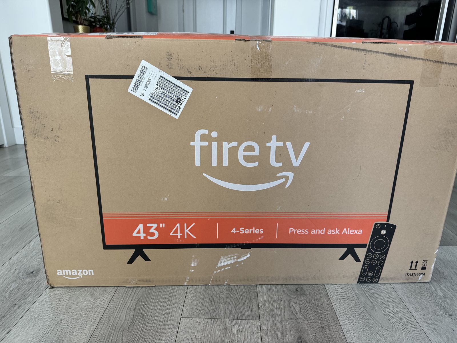 Amazon Fire TV 4-Series 43" 4K UHD Smart TV with Alexa Voice Remote - Used - in Box