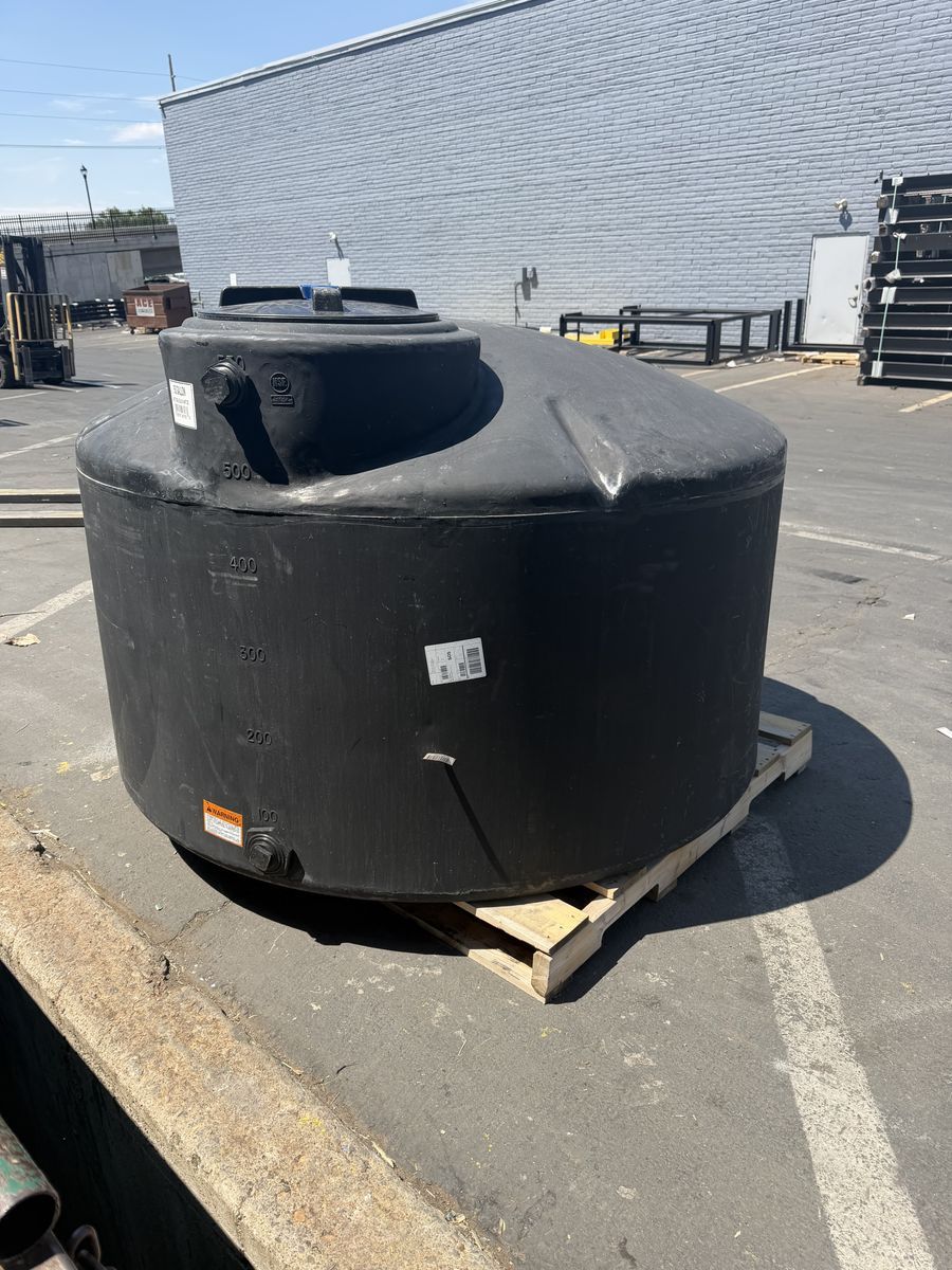 Norwesco 550-Gallon Black Water Storage Tank