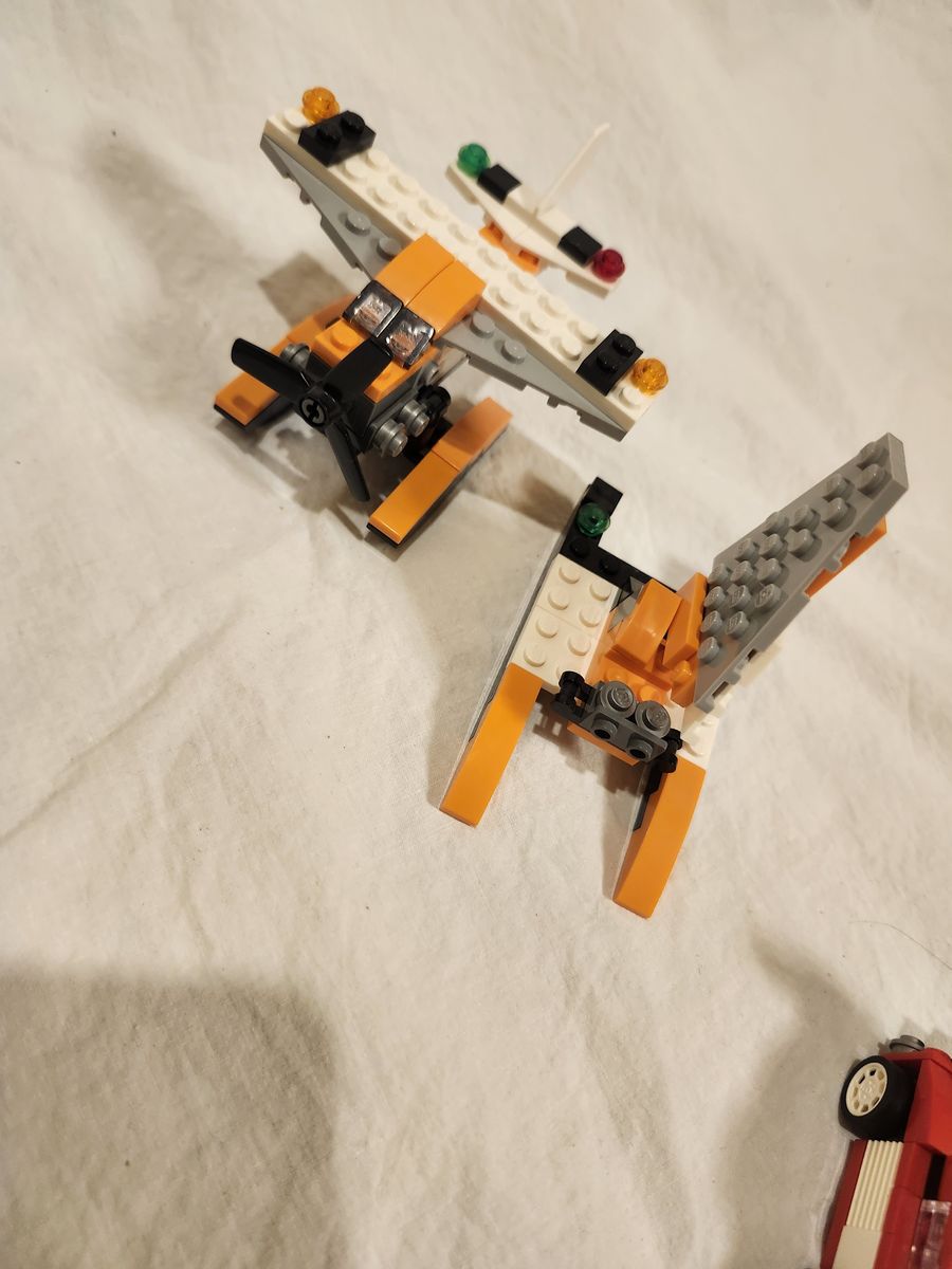 Main image 3