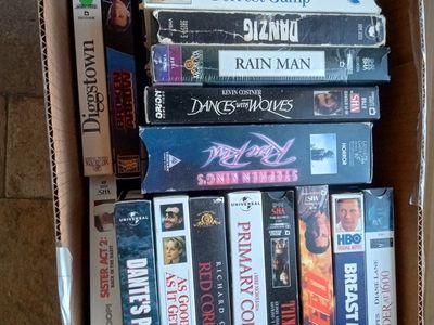 Lot of 15+ VHS Tapes incl. Forrest Gump, Rain Man, Dances With Wolves, Action, Drama, Horror