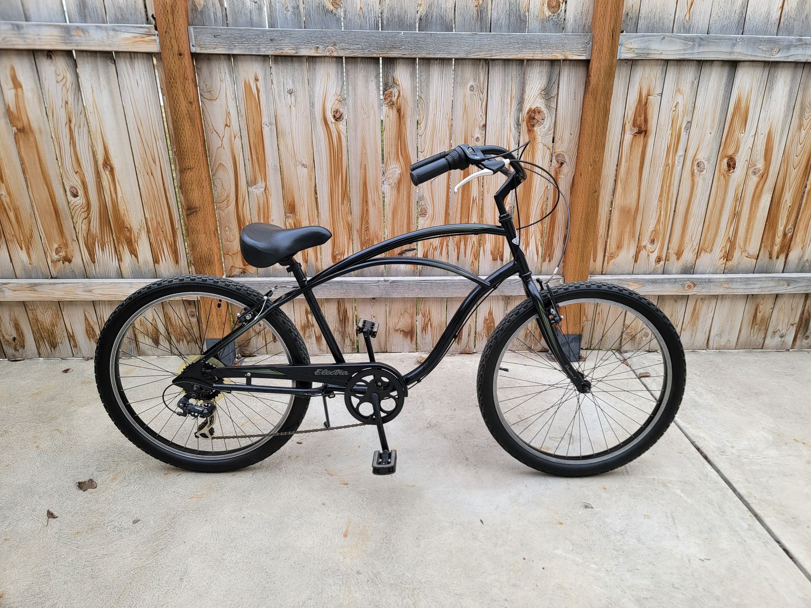 Electra Cruiser 7 Bicycle