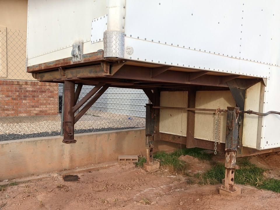 Main image 6