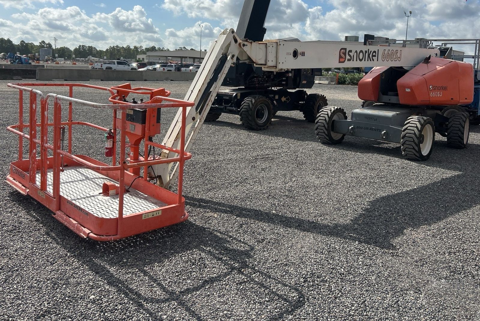 2016 Snorkel 660SJ 4WD Diesel Telescopic Boom Lift 