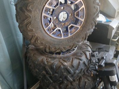 side by side tires and rims