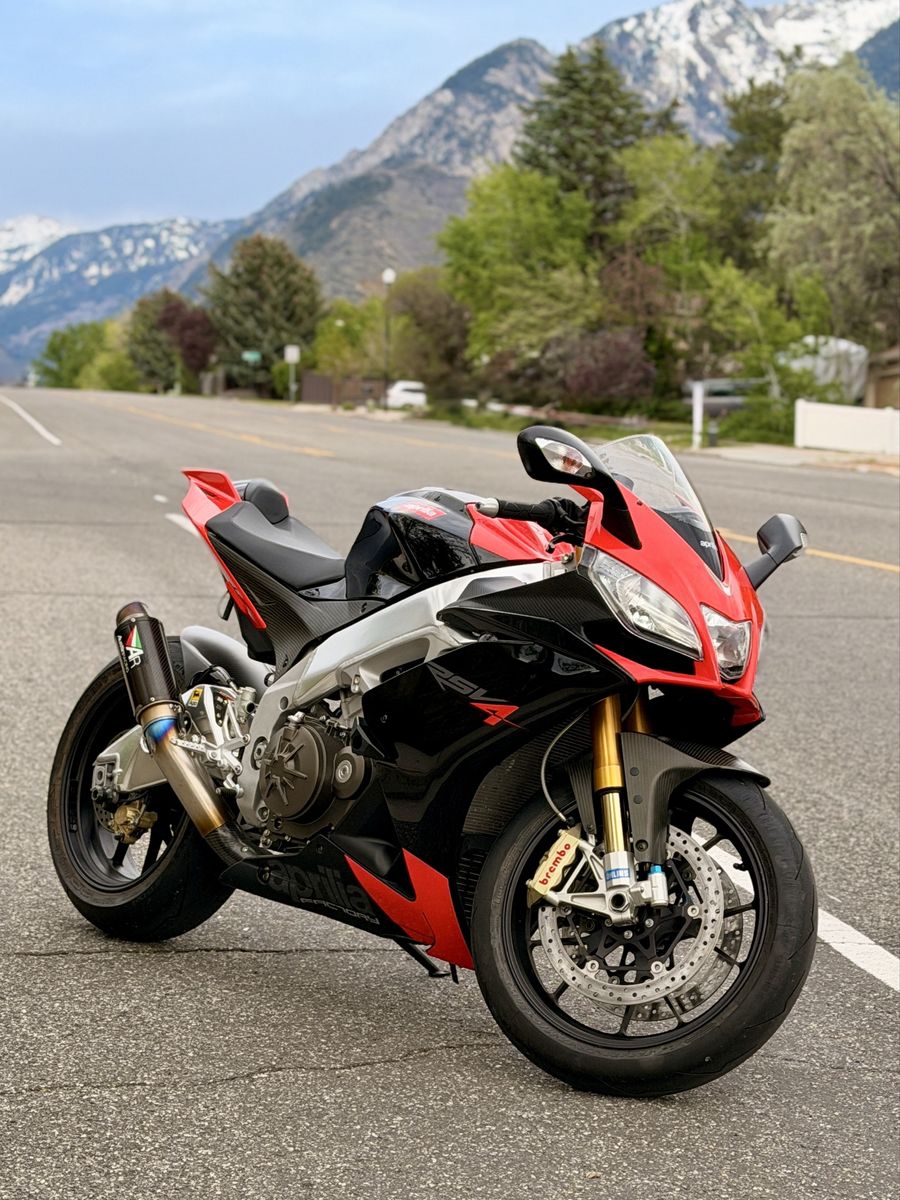 2010 APRILIA RSV4 Factory, 1.6k mi MODS! MINT