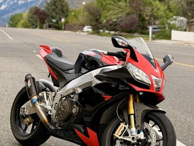 2010 APRILIA RSV4 Factory, 1.6k mi MODS! MINT