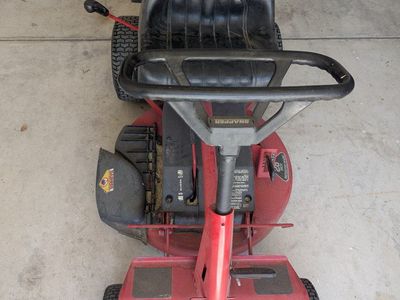 Snapper 28" Rear Engine Riding Mower 9HP