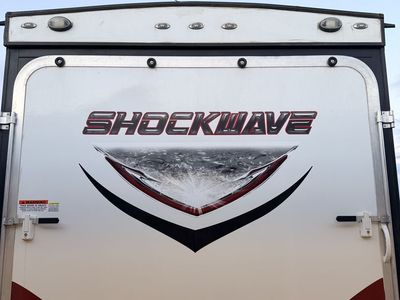 2016 Forest River Shockwave DX Toy Hauler M-27fqdx