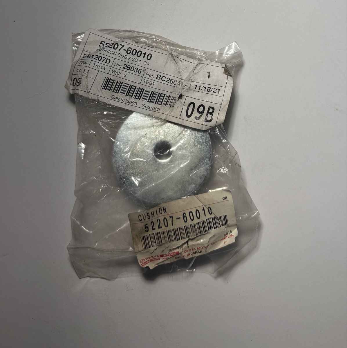 OEM Toyota Land Cruiser Cab Mount Cushion 52207-60010 (FJ60/FJ62)