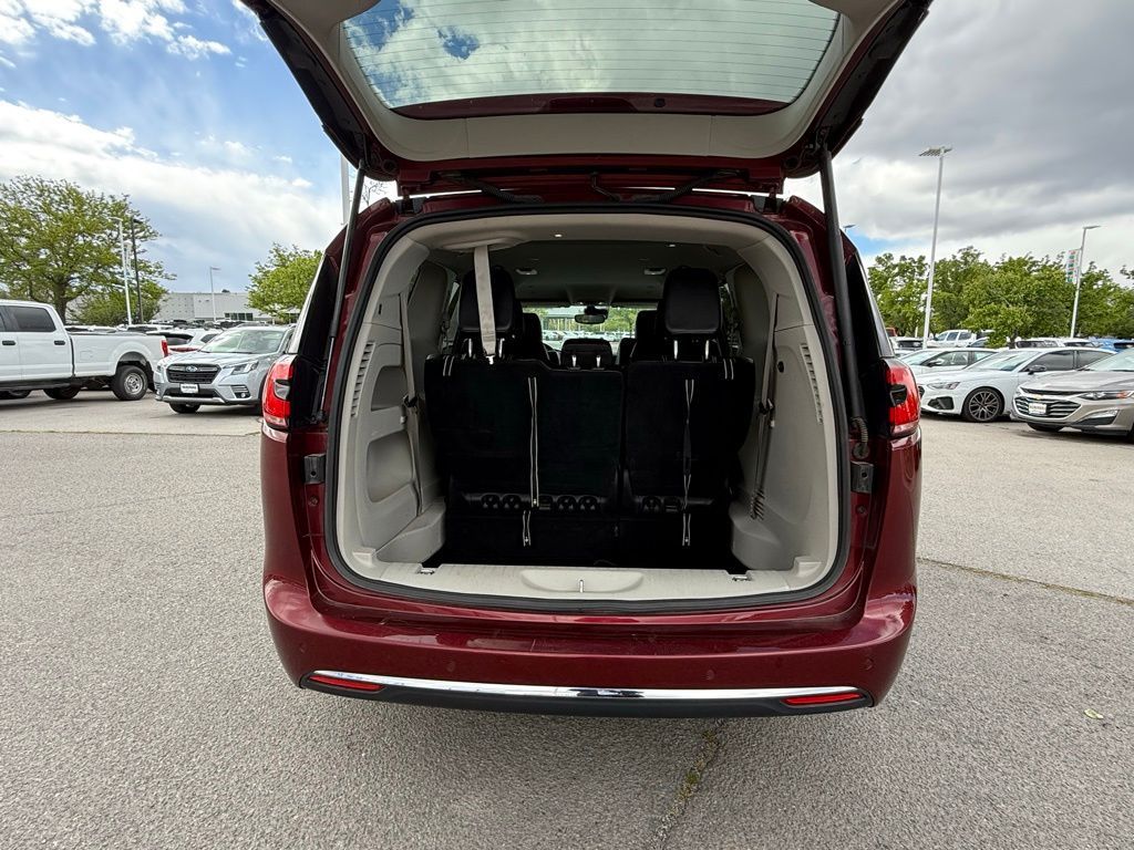 Main image 26