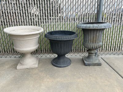 Yard Porch Planter Urns 3 Sizes & Prices
