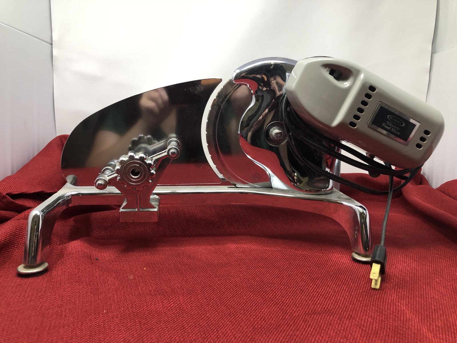 Vintage Rival Electric Food Slicer – Model 1101E/3