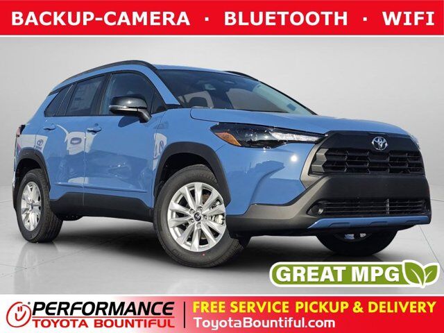 2026 Toyota Corolla Cross LE