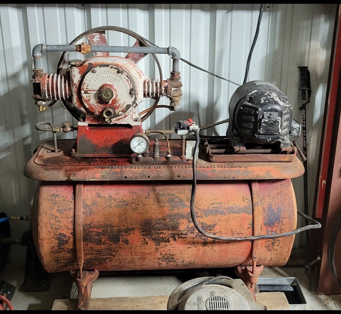Antique USACO Service Station Air Compressor