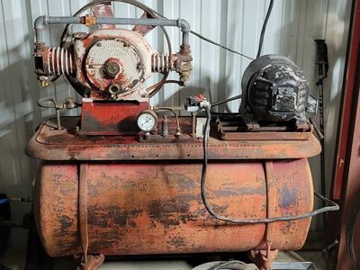 Antique USACO Service Station Air Compressor
