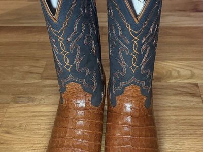 Rujo "The Trace" Caramel Caiman Boots, 9.5d, New in Box
