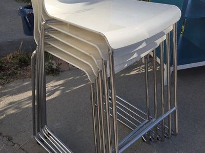 Set of 5 White Plastic & Chrome Bar Stools - Modern Stackable Counter Height Chairs