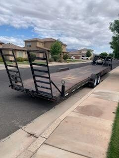 Friesen Utility Gooseneck Trailer