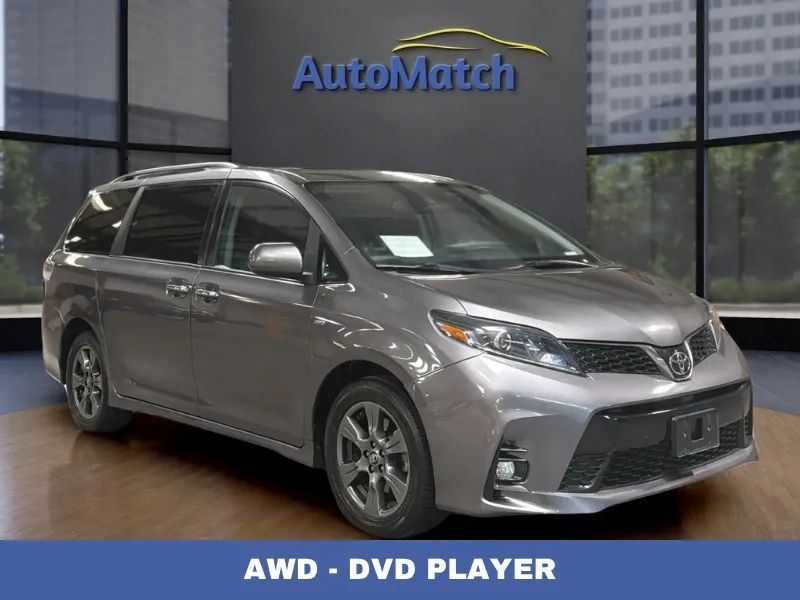 2020 Toyota Sienna SE Premium 7-Passenger