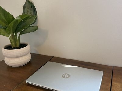 HP Silver Laptop - Excellent Condition
