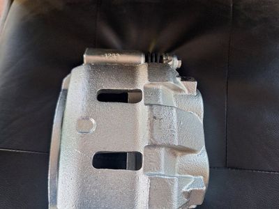 Ford heavy duty caliper and bracket