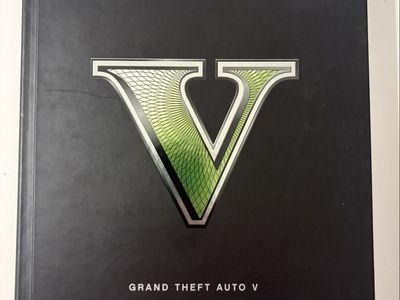 Grand Theft Auto V GTA 5 Hardcover Limited Edition Strategy Guide BradyGames